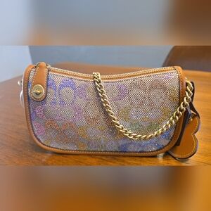 Coach Swinger 20 In Crystal Siganture Jacquard